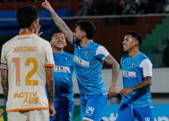 San Antonio golea 0-3 a Aurora por la Copa Bolivia