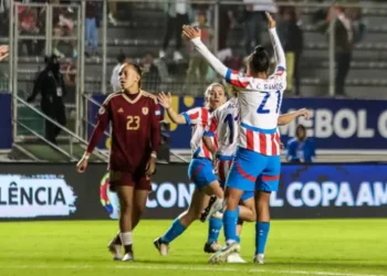 Paraguay va por el quinto lugar con Martínez, la goleadora