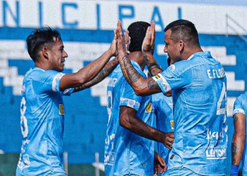 San Antonio se reivindica con un 5-2 sobre Aurora