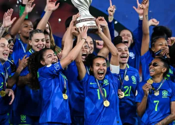 Brasil vence a Colombia y alza su novena Copa América femenina