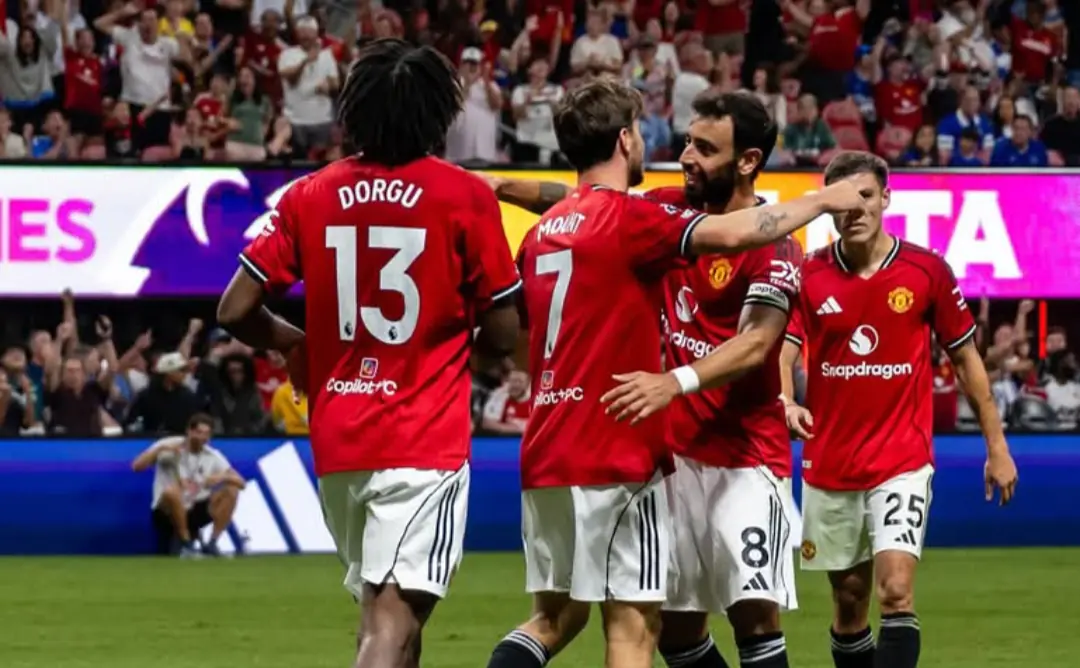 Manchester United empata con Everton y se consagra en torneo amistoso