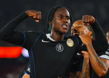 El campeón mundial Chelsea golea 5-1 en derbi ante el West Ham