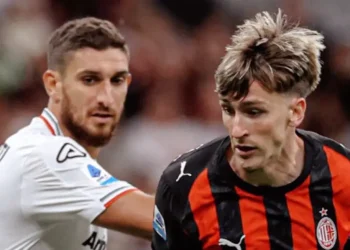 AC Milan arranca con inesperado resbalón