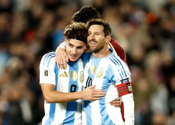 Messi marca dos goles en el 3-0 de Argentina ante Venezuela