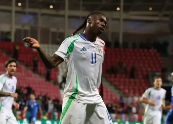 Italia respira tras ganar a Israel en un final de locura