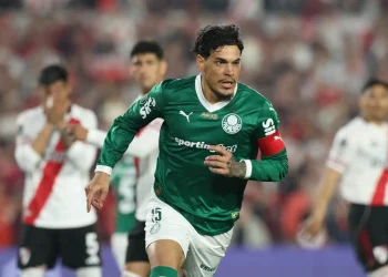Palmeiras pudo golear, pero River salva una vida en la Libertadores