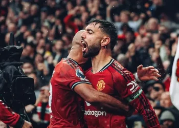 Manchester United derrota 2-1 al Chelsea, Amorim conserva el puesto