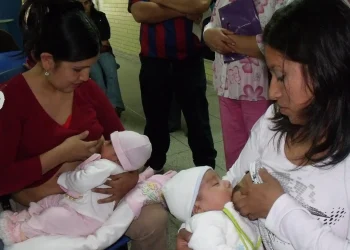 Bolivia en primer lugar de Latinoamérica en práctica de lactancia materna exclusiva. FOTO: Ministerio de Salud