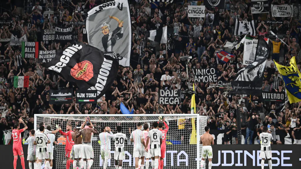 La Juventus y el Como alcanzan al Nápoles en cabeza de la Serie A