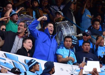 claure_celebra_en_tribunas.jpg