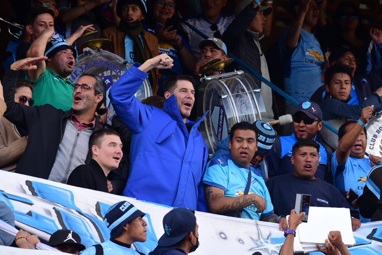 claure_celebra_en_tribunas.jpg