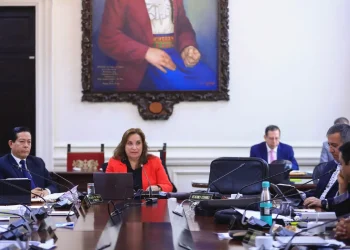 Dina Boluarte es cuestionada por subirse el sueldo/Presidencia de Perú