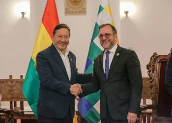 En el Bicentenario, Arce estrecha lazos con Venezuela y envía saludo a Maduro