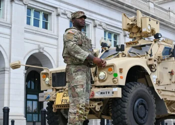 Trump advirtió que no intervendrá en los combates en Ucrania/Guardia Nacional