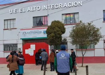 Defensoría: El 85% de los recintos electorales tuvo una jornada pacífica y transparente
