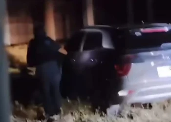 La vagoneta utilizada por los sicarios/Captura de video