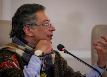 Petro cuestionó el fallo a favor de Uribe/RRSS Petro