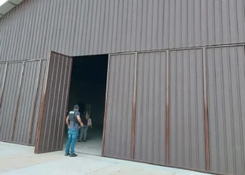 La Policía logró tomar el control del hangar /RRSS