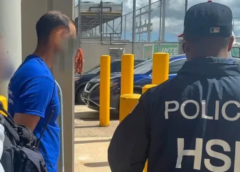 El ICE realizó operativos en fábricas de automóviles/ICE