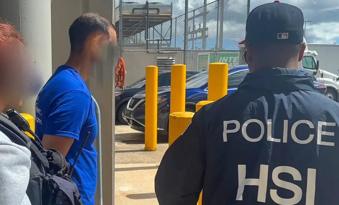El ICE realizó operativos en fábricas de automóviles/ICE