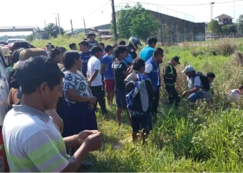 El cuerpo de la niña estaba en un canal de drenaje/Fisc. General