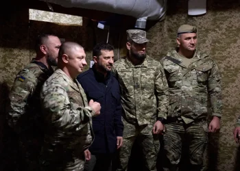 Zelenski estuvo con las tropas en el frente de batalla/RRSS Zelenski