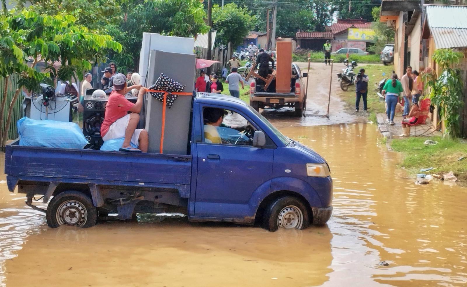 En Cobija se han evacuado alrededor de 300 familias, 250 están en albergues.
