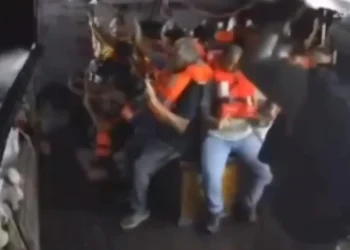 Los soldados israelíes detuvieron a los tripulantes del barco/Captura de video