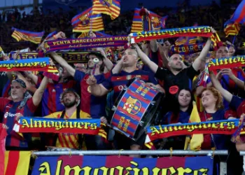 Aficionados europeos contra la deslocalización de partidos