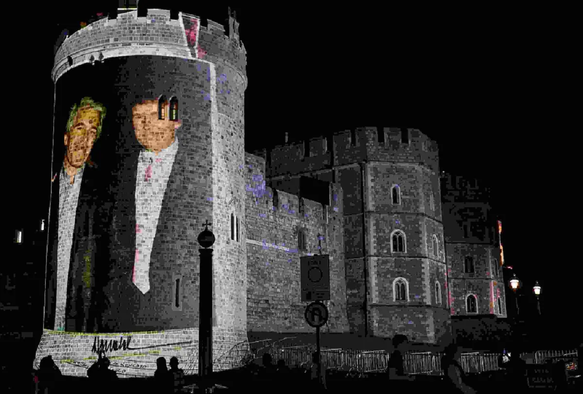 Activistas proyectaron varias fotos en el castillo de Windsor/Captura de video