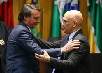 Bolsonaro y el juez Alexandre de Moraes en otros tiempos/AFP