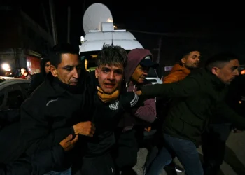 Algunas personas fueron detenidas durante los enfrentamientos/AFP