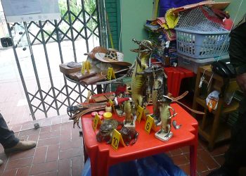 Como ropa, cremas y hasta artesanías, restos de animales eran comercializados en El Alto