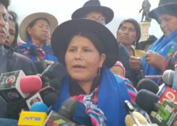 Flora Aguilar insta a la unidad entre Arce y Morales ‘por el bien del proceso’