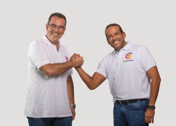 Mario Aguilera y Luis Fernando Camacho, cuando eran candidatos de Creemos, en 2021.