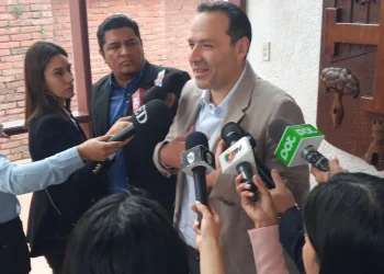 Zambrana pide a Claure que ‘reconozca’ su error y se disculpe