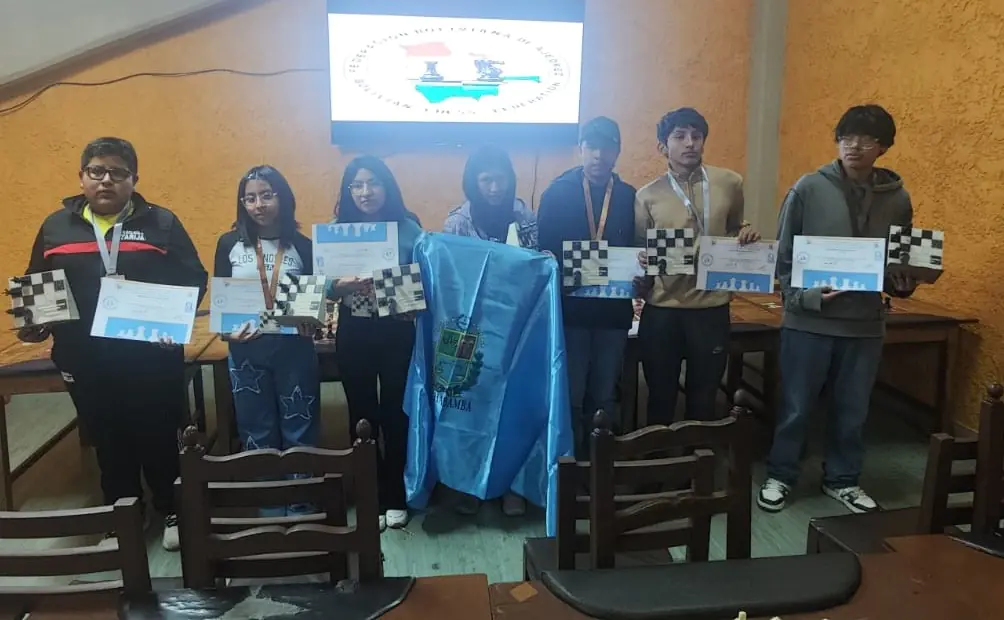 Mamani y Tola vencen en el Nacional de Secundaria en Sucre