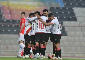 Always vence con lo justo y retoma la punta de la Liga
