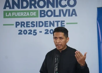 Andrónico penetra bastión evista pese a advertencias