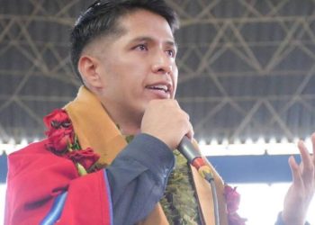 Abogado llama cobarde a Andrónico y Prado justifica el ‘lapsus’