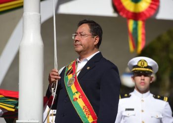 Con una ofrenda floral comienzan los actos por los 144 años de la Defensa de Calama