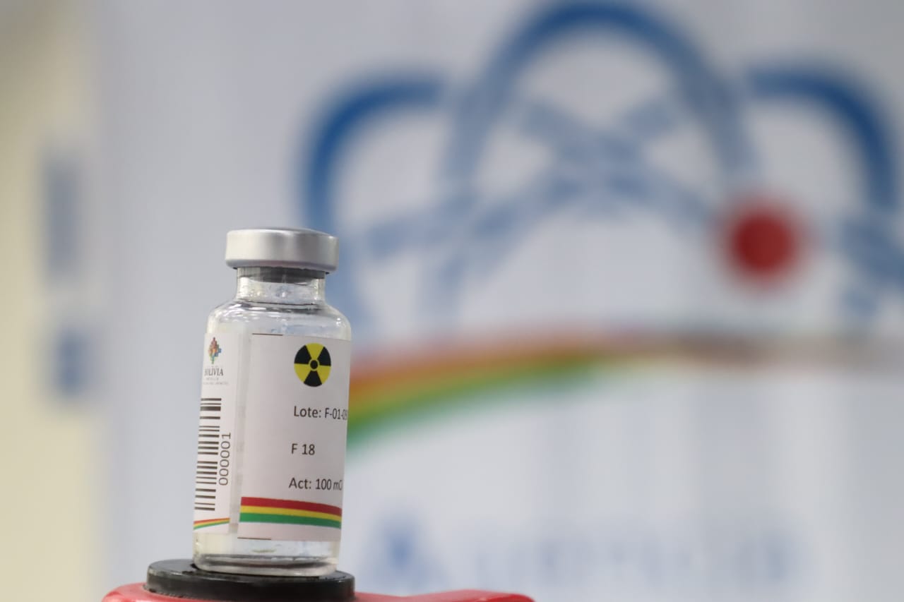 Arce celebra la producción de radiofármacos, que reducirá muertes por cáncer