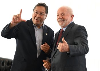 Los presidentes Luis Arce y Lula da Silva al día siguiente de la posesión de éste.