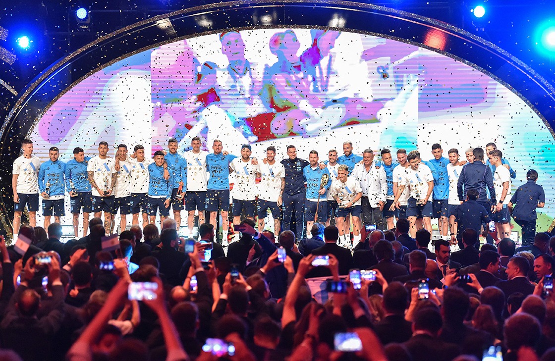 La Conmebol rindió homenaje a la selección argentina campeona del mundo Qatar-2022