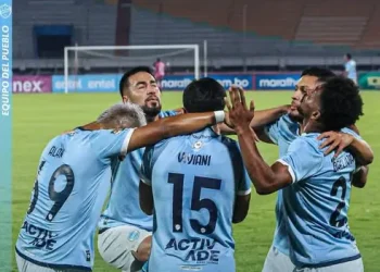 El colero Aurora derriba (2-1) y frena al puntero The Strongest