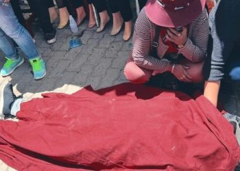 Caen dos sospechosos del asesinato a balazos de un hombre en una feria de El Alto