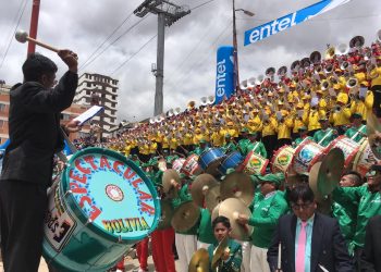 El XXI Festival de Bandas hace retumbar a Oruro