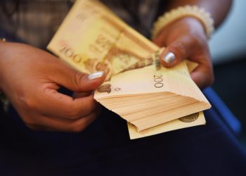 dinero_bolivia.jpg