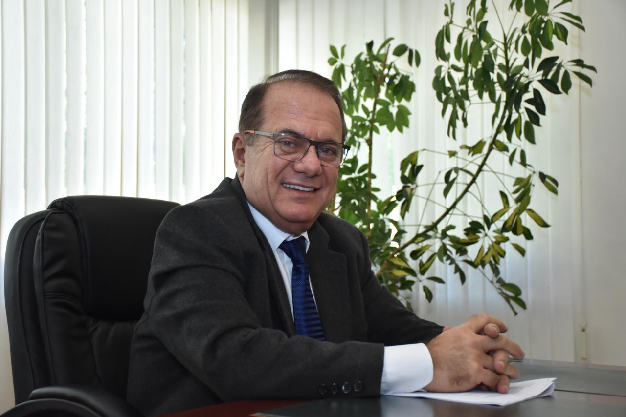 Luis Barbery es acusado por el presunto rapto de su madre; su abogado dice que son calumnias. Foto: CEPB