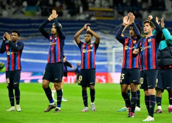 Barcelona resiste en el Bernabéu y se acerca a la final de Copa del Rey